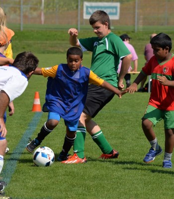 UEFA Foundation for Children and Swiss Football Association pledge support for PluSport