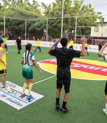 Goals and Beats for Peace